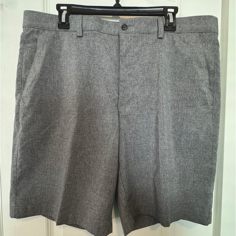 Haggar Active Series Mens Gray Lightweight Golf Comfort Performance Short Sz 40